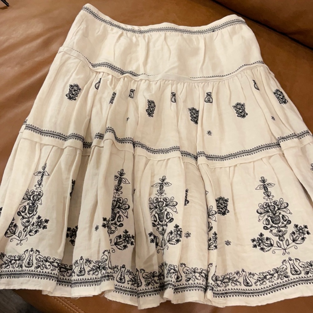 NWT Anthropologie skirt. Size 2